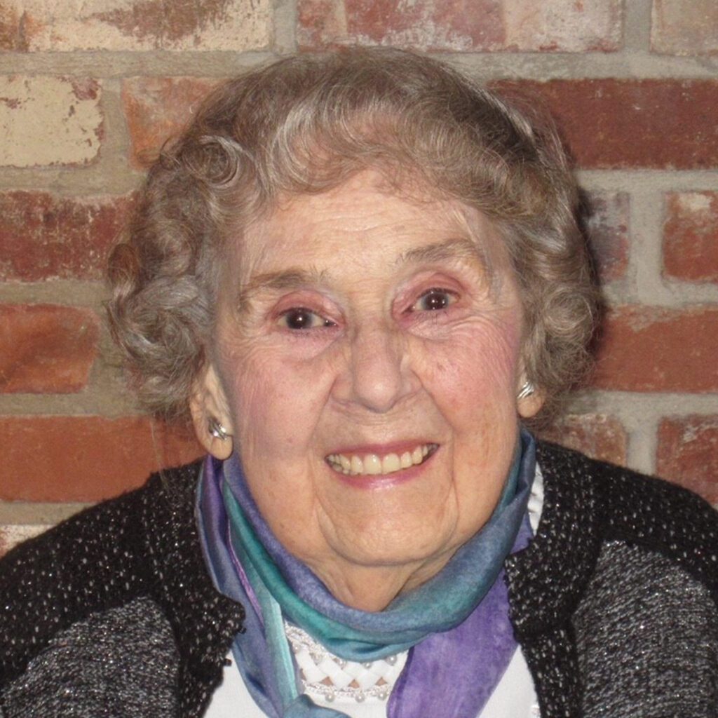 Louise Monet Denault