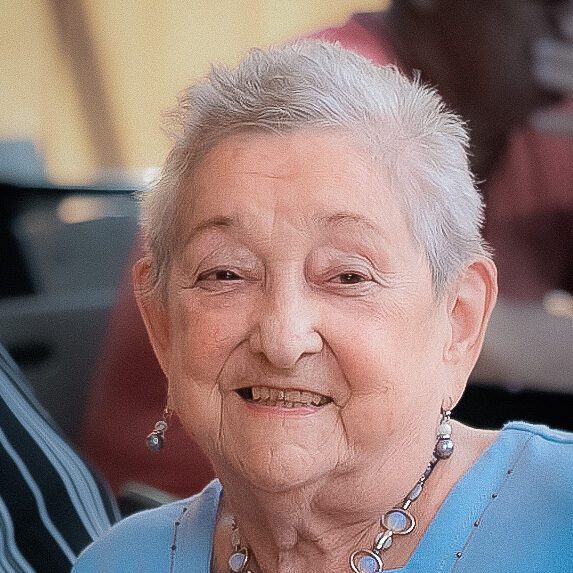 Raymonde Veillet (née Cholette)