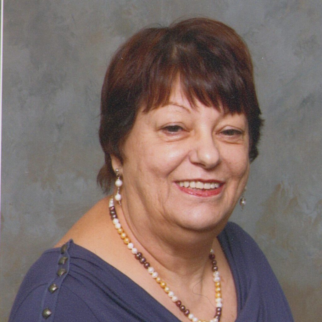 Plouffe, Nicole