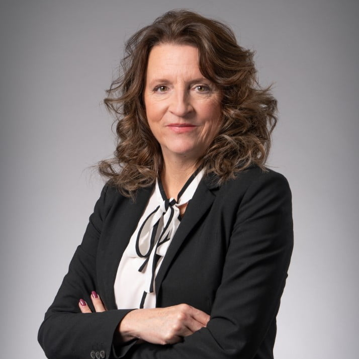 Directrice et conseillère aux familles